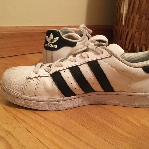 ADIDAS Superstars - Picture 4 of 6